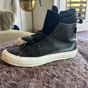 Original chuck taylor converse size 8